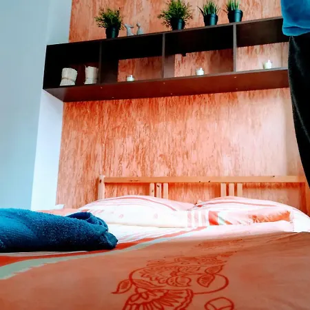 Homestay Excellent Location *