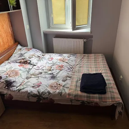 Excellent Location 民宿 *